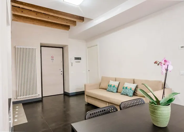 Feel - Cozy Old Town Daire